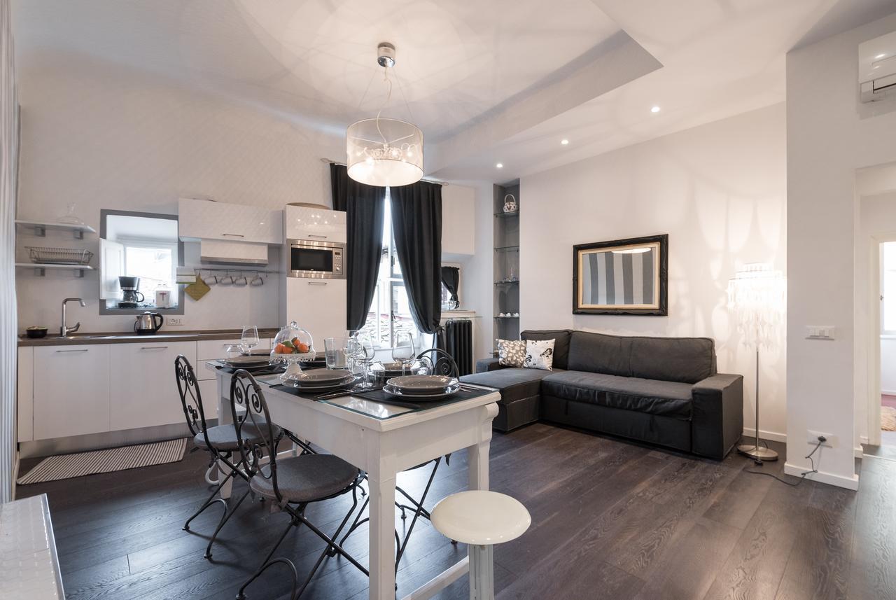 Old Bridge: Historical And Chic Apartment Florens Exteriör bild