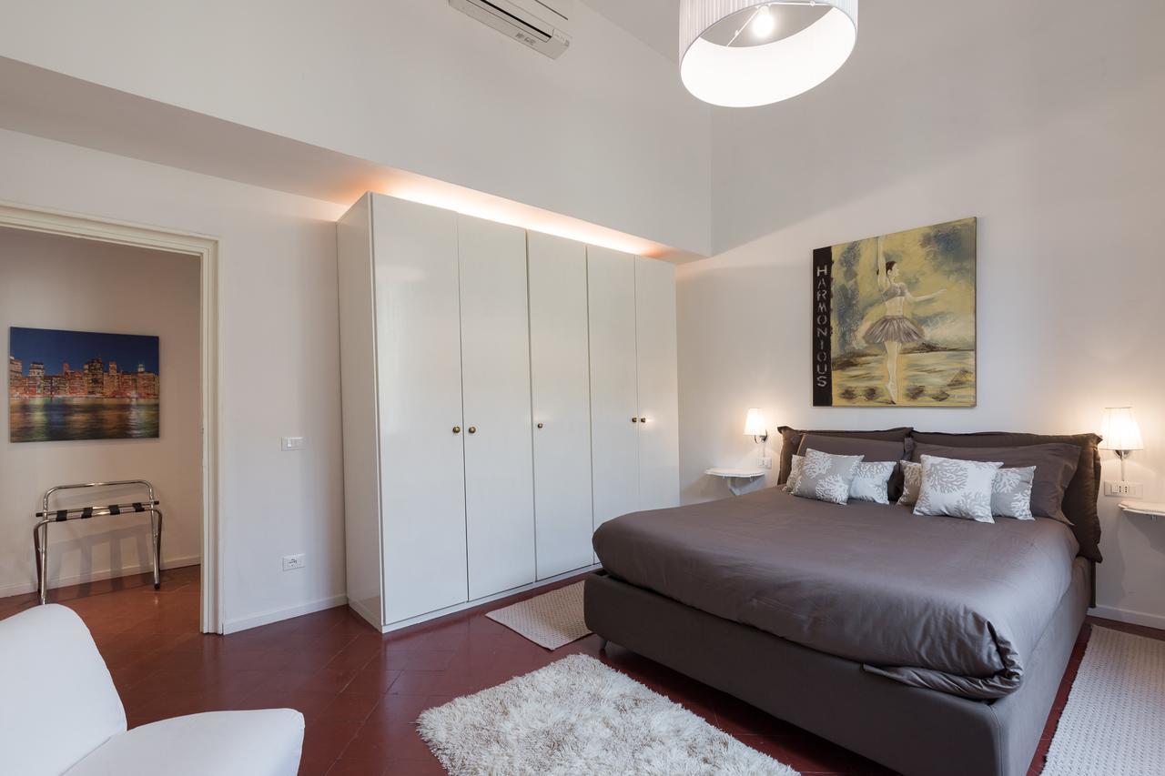 Old Bridge: Historical And Chic Apartment Florens Exteriör bild